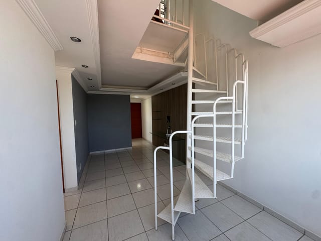 Apartamento 2 quartos e 1 banheiro, à venda, no bairro Bom Jesus em Contagem