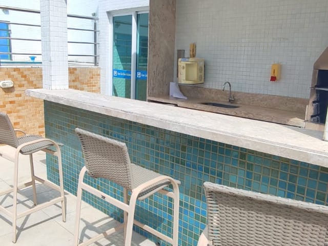 Apartamento com 136m² 4 quartos e 2 banheiros, à venda, no bairro Cabo Branco em João Pessoa