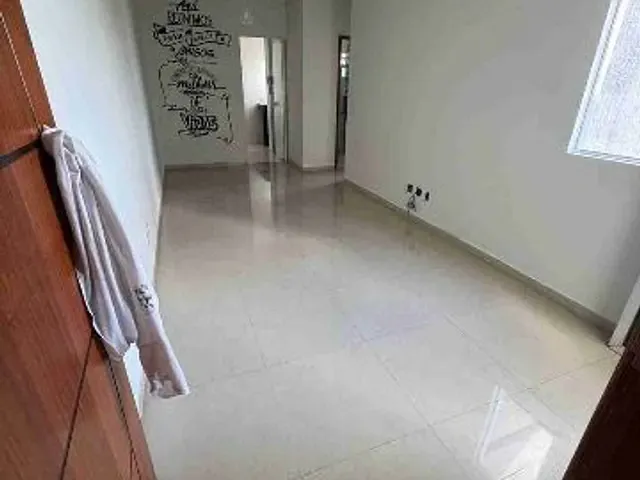 Apartamento 2 quartos e 1 banheiro, à venda, no bairro Parque Califórnia em Avenida Alberto Lamego
