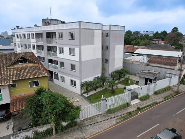Apartamento com 83m² 2 quartos e 1 banheiro, à venda, no bairro Bom Jesus em São José dos Pinhais