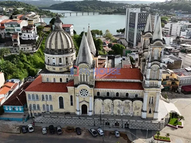 Apartamento com 180m² 4 quartos e 4 banheiros, à venda, no bairro Cidade Nova em Ilhéus