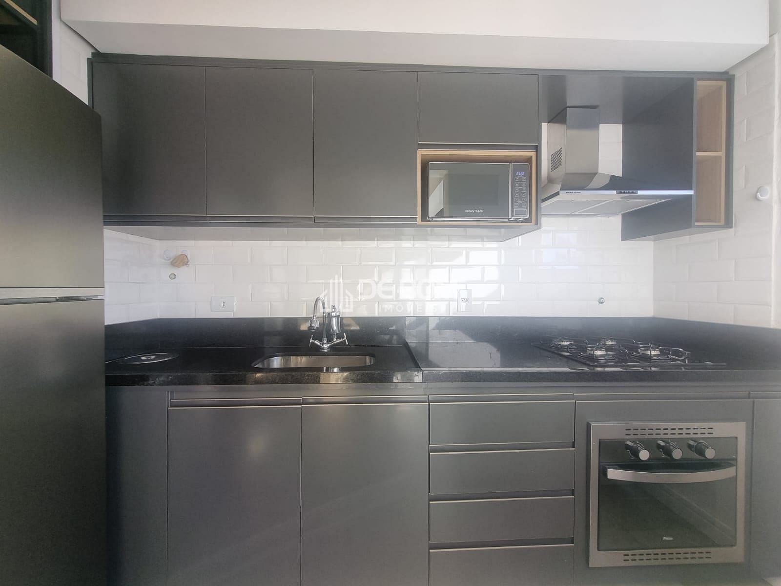 Apartamento para alugar com 1 quarto, 56m² - Foto 8