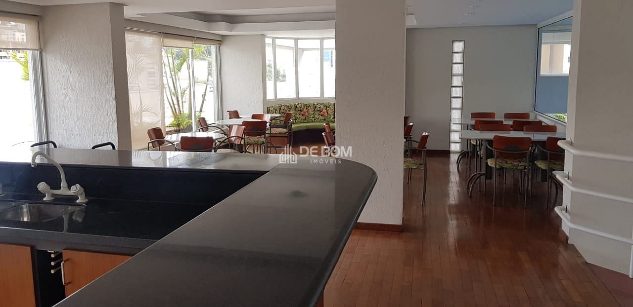 Apartamento para alugar com 1 quarto, 56m² - Foto 34