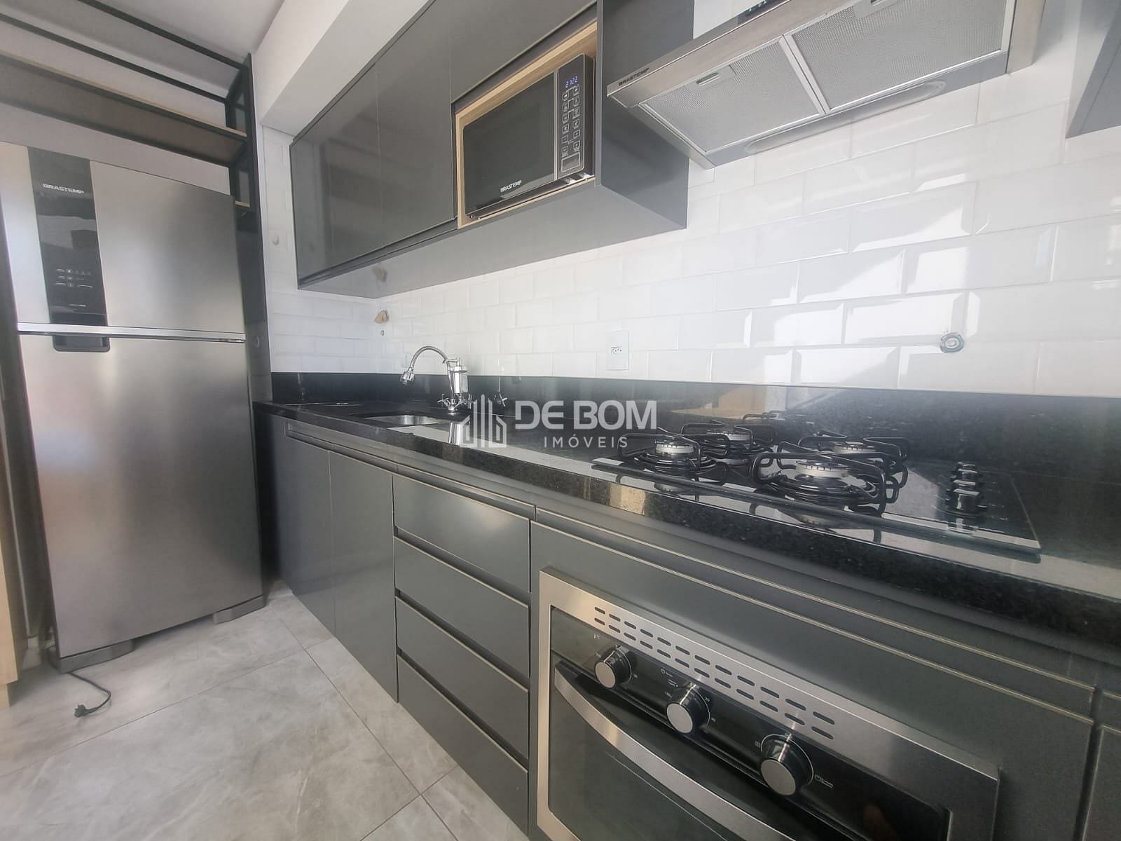 Apartamento para alugar com 1 quarto, 56m² - Foto 9