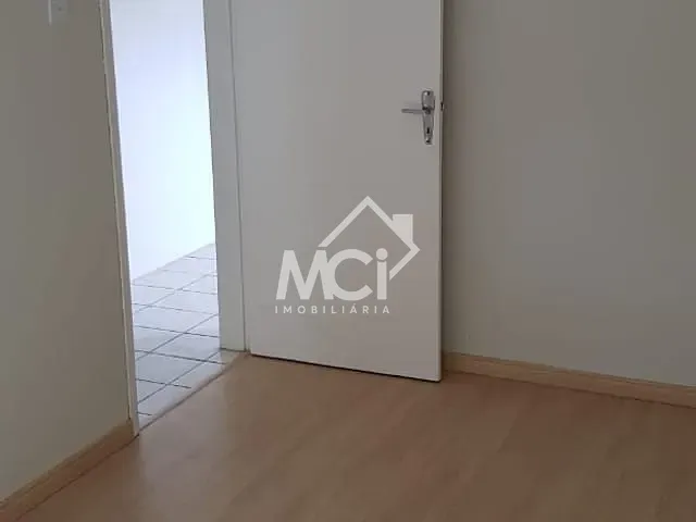 Apartamento 2 quartos e 1 banheiro, à venda, no bairro Três Vendas em Pelotas