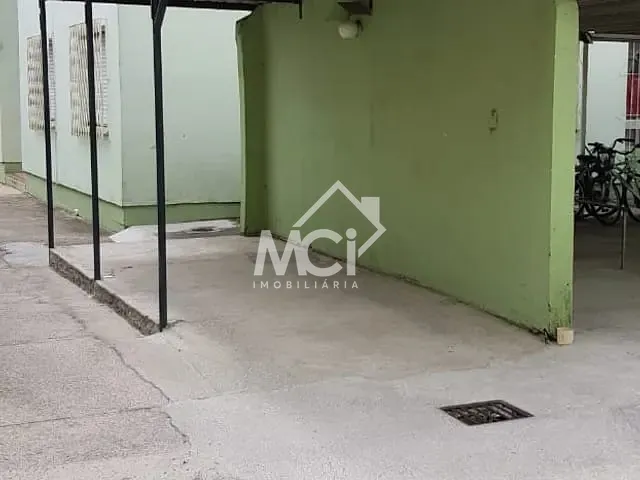 Apartamento 2 quartos e 1 banheiro, à venda, no bairro Três Vendas em Pelotas