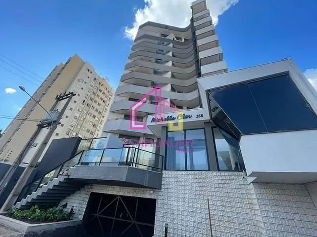Cobertura / Penthouse com 700m² 5 quartos e 6 banheiros, à venda, no bairro Araés em Cuiabá
