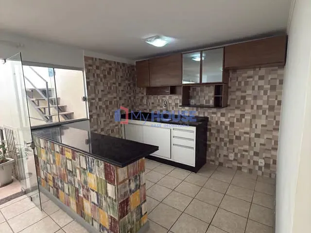 Apartamento 2 quartos e 2 banheiros, para alugar, no bairro CENTRO em Ilhéus