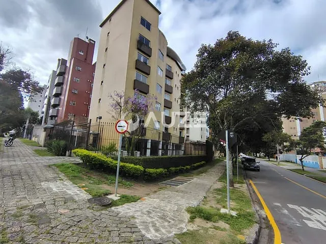 Apartamento com 188m² 3 quartos e 3 banheiros, à venda, no bairro Juvevê em Curitiba