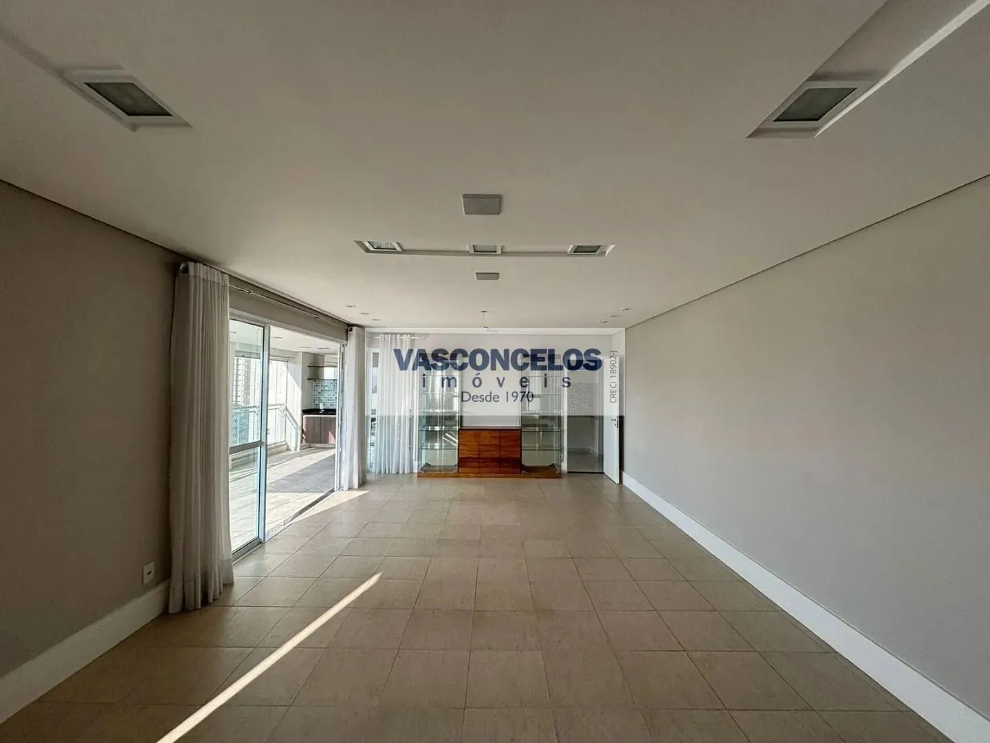 Apartamento, 4 quartos, 233 m² - Foto 2