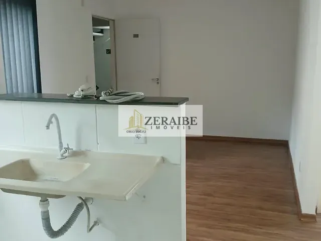 Apartamento 2 quartos e 1 banheiro, para alugar, no bairro Água Chata em Guarulhos
