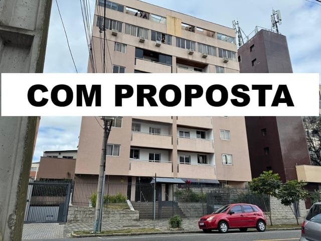 Apartamento 1 quarto e 1 banheiro, à venda, no bairro Centro em Curitiba