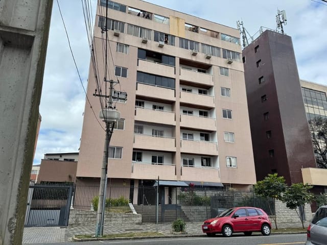 Apartamento 1 quarto e 1 banheiro, à venda, no bairro Centro em Curitiba