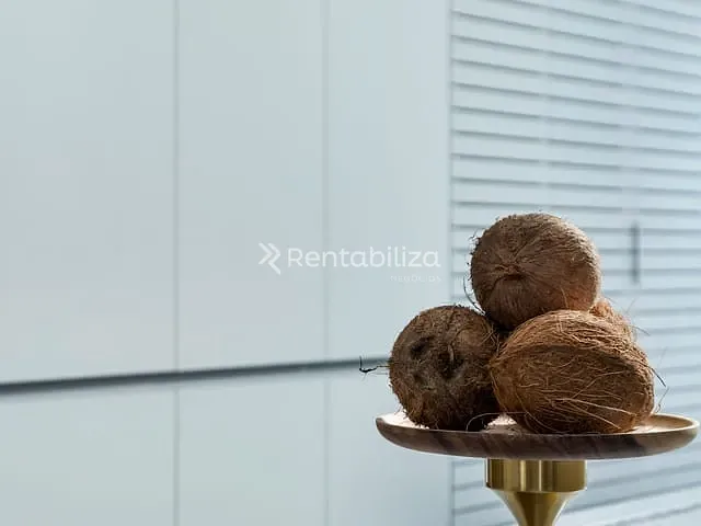 Apartamento com 166m² 3 quartos e 3 banheiros, à venda, no bairro Meia Praia em Itapema