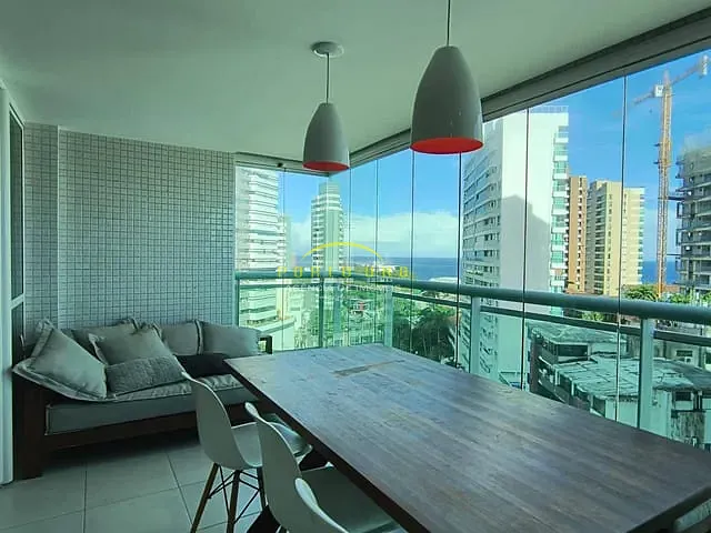 Apartamento 1 quarto e 1 banheiro, à venda, no bairro Barra em Salvador