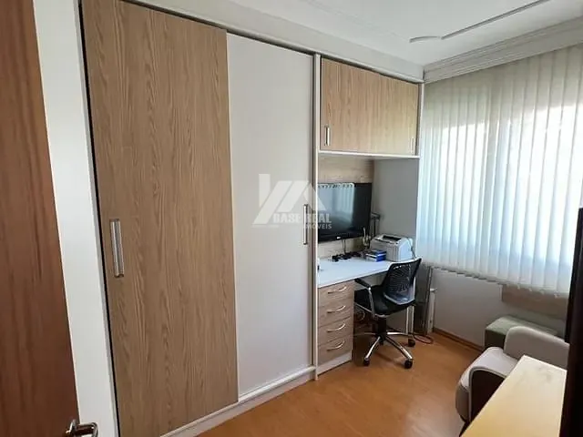 Apartamento com 147m² 2 quartos e 1 banheiro, à venda, no bairro Centro em Ponta Grossa