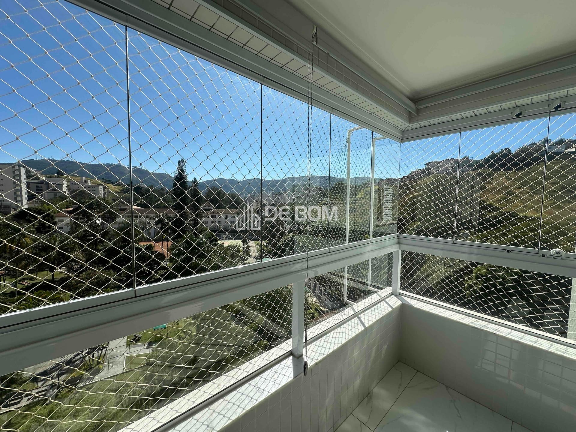 Apartamento à venda com 3 quartos, 96m² - Foto 8