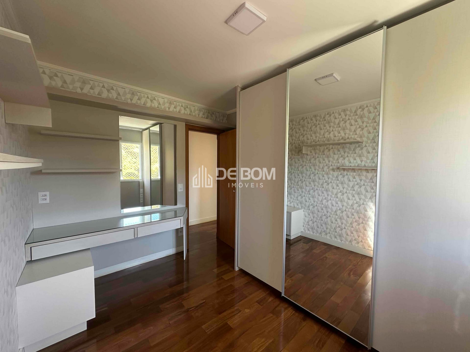 Apartamento à venda com 3 quartos, 96m² - Foto 32