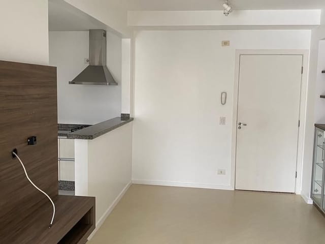 Apartamento com 105m² 3 quartos e 2 banheiros, para alugar, no bairro Residencial do Lago em Londrina