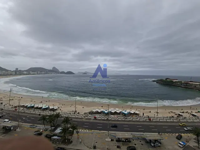 Apartamento com 325m² 3 quartos e 6 banheiros, à venda, no bairro Copacabana em Rio de Janeiro