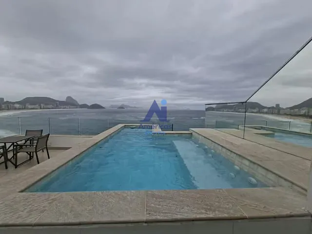 Apartamento com 325m² 3 quartos e 6 banheiros, à venda, no bairro Copacabana em Rio de Janeiro