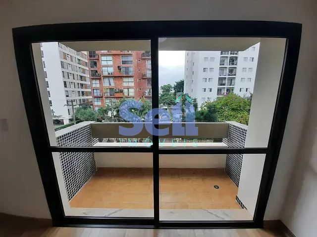 Apartamento 3 quartos e 3 banheiros, para alugar, no bairro Vila Nova Conceição em São Paulo