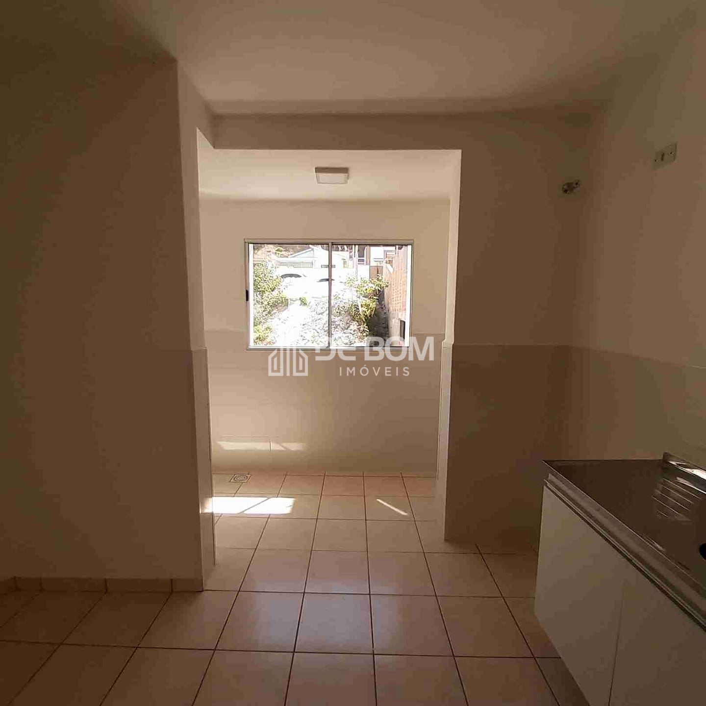 Apartamento para alugar com 2 quartos, 60m² - Foto 9