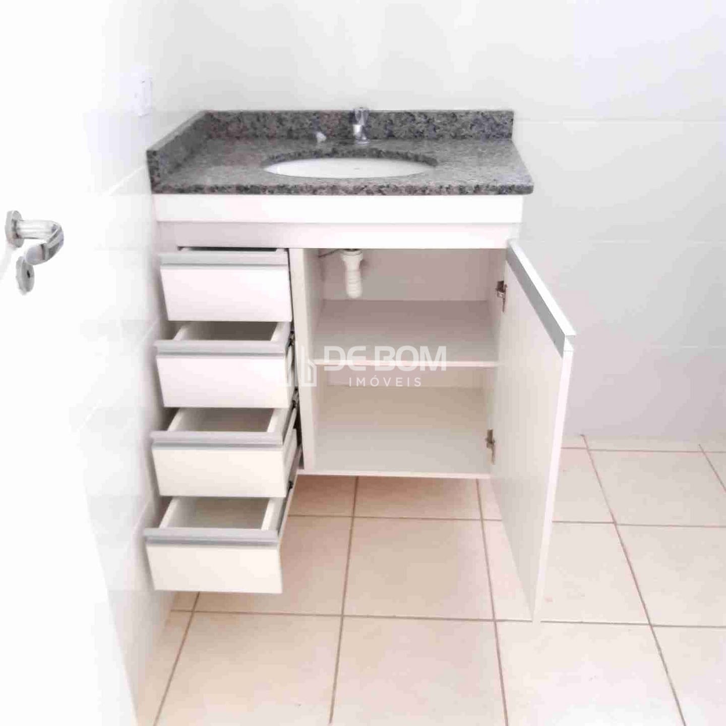 Apartamento para alugar com 2 quartos, 60m² - Foto 11