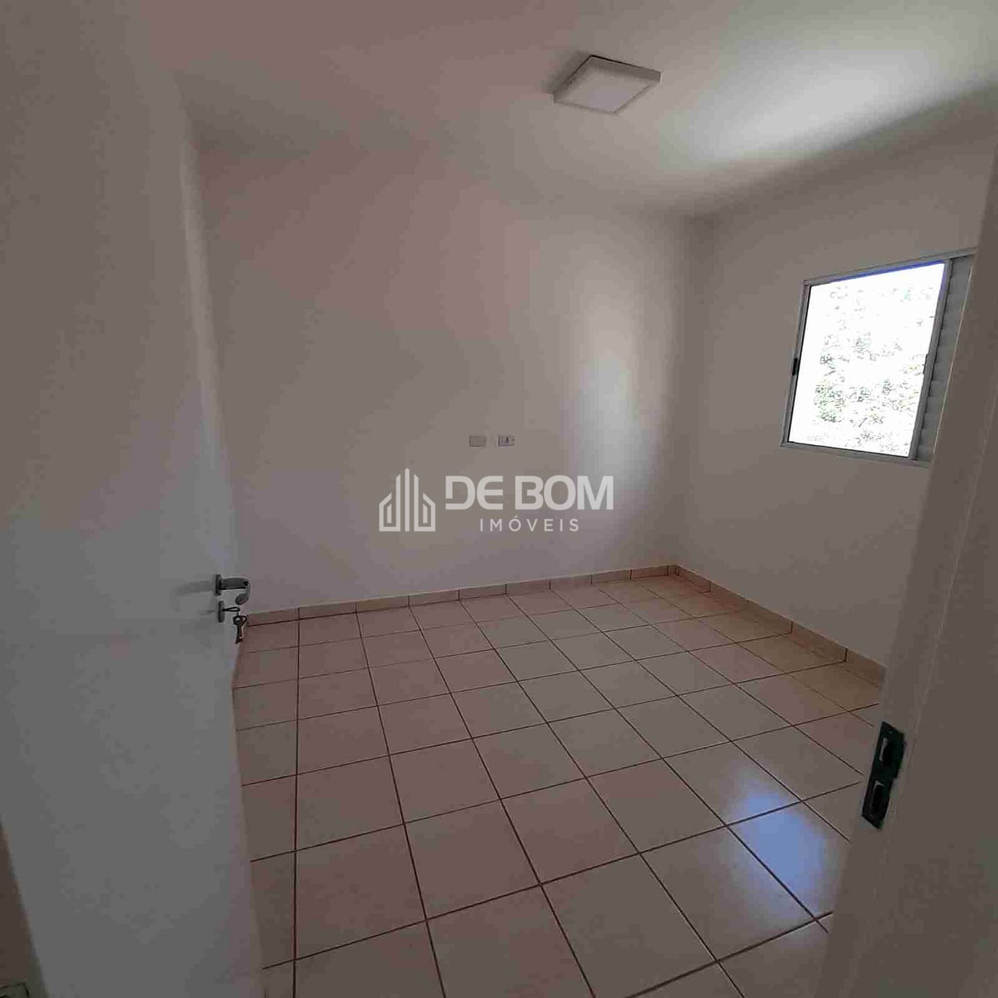 Apartamento para alugar com 2 quartos, 60m² - Foto 8