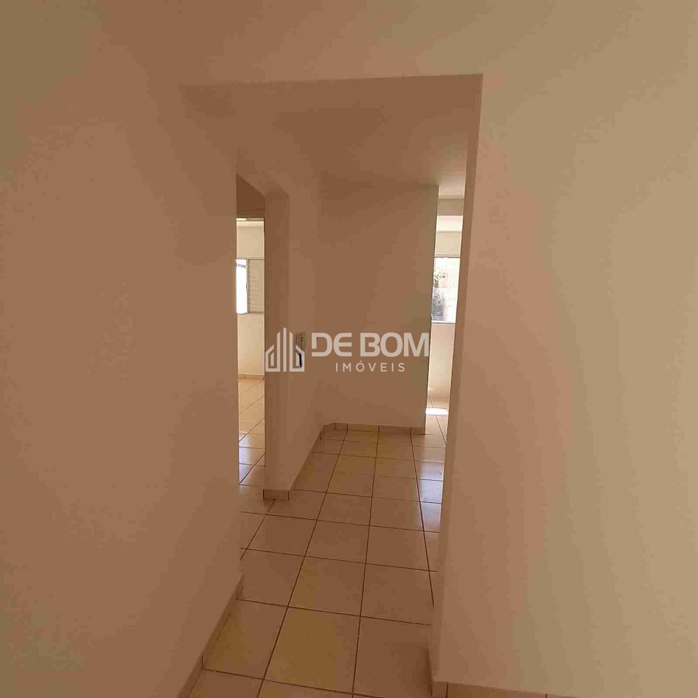 Apartamento para alugar com 2 quartos, 60m² - Foto 7