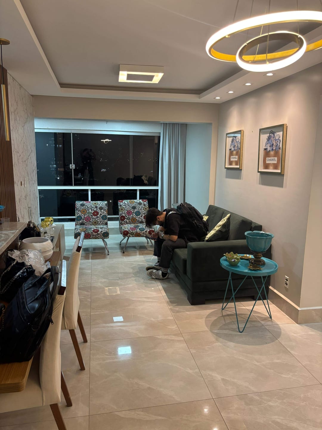 Apartamento à venda com 3 quartos, 79m² - Foto 2