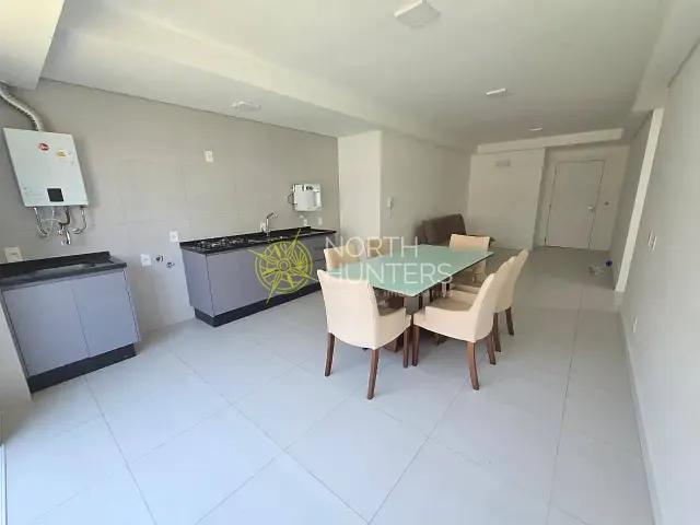 Apartamento com 113m² 2 quartos e 2 banheiros, para alugar, no bairro Jurerê em Florianópolis