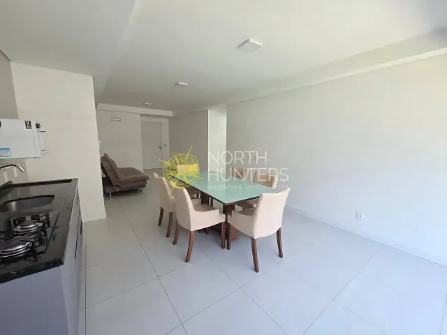 Apartamento com 113m² 2 quartos e 2 banheiros, para alugar, no bairro Jurerê em Florianópolis