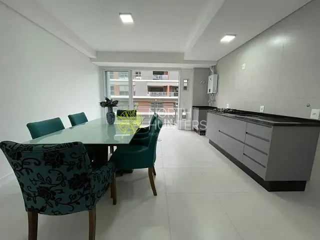 Apartamento com 113m² 2 quartos e 2 banheiros, para alugar, no bairro Jurerê em Florianópolis