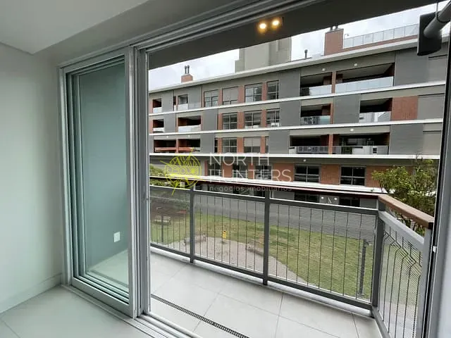 Apartamento com 113m² 2 quartos e 2 banheiros, para alugar, no bairro Jurerê em Florianópolis