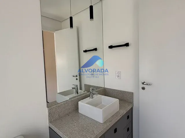 Apartamento 3 quartos e 4 banheiros, para alugar, no bairro Vila Ema em São José dos Campos
