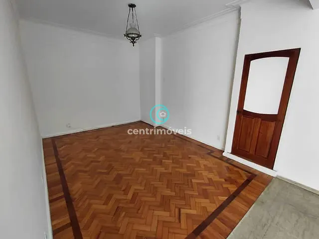 Apartamento com 110m² 2 quartos e 2 banheiros, para alugar, no bairro Flamengo em Rio de Janeiro