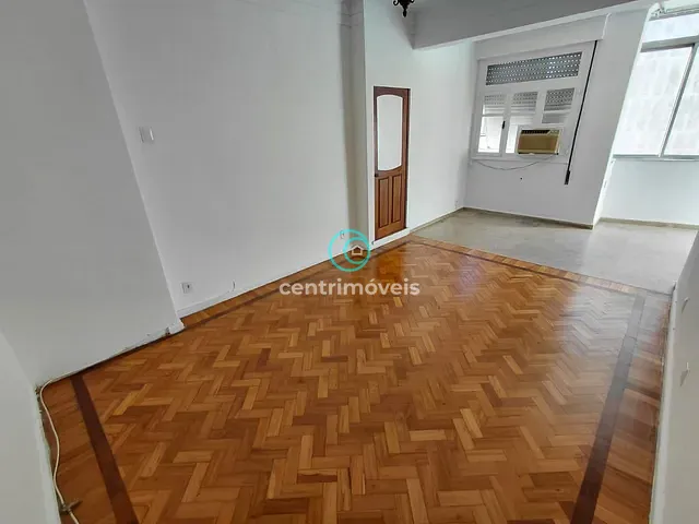 Apartamento com 110m² 2 quartos e 2 banheiros, para alugar, no bairro Flamengo em Rio de Janeiro