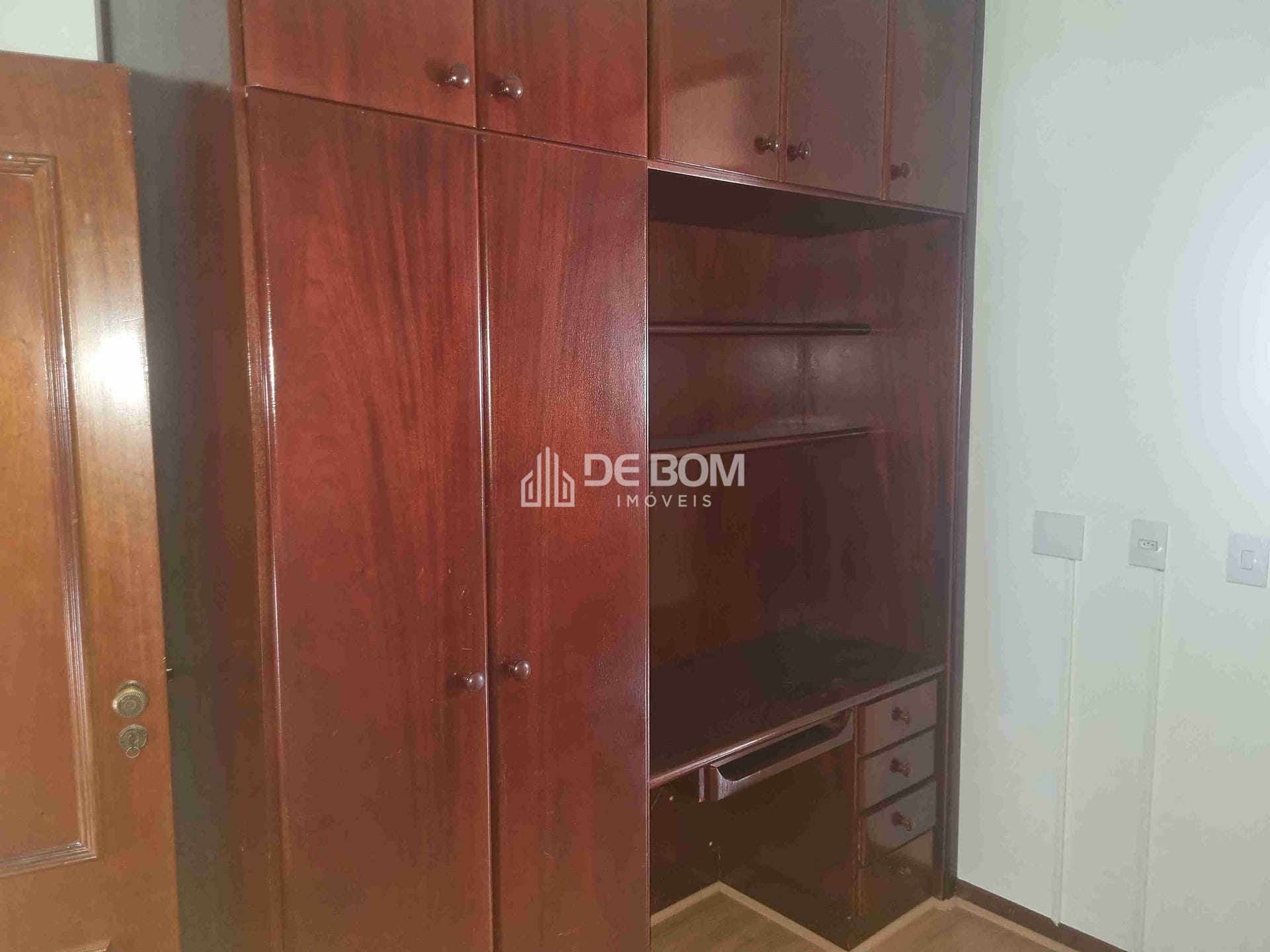 Apartamento à venda e aluguel com 3 quartos, 192m² - Foto 17