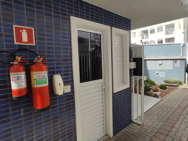 Apartamento 2 quartos e 1 banheiro, para alugar, no bairro Aristocrata em São José dos Pinhais