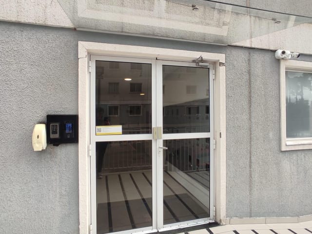Apartamento 2 quartos e 1 banheiro, para alugar, no bairro Aristocrata em São José dos Pinhais