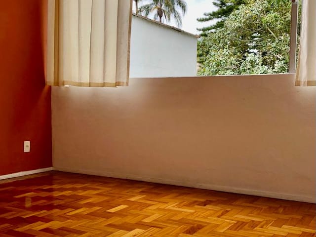 Apartamento 2 quartos e 1 banheiro, à venda, no bairro Centro em Petrópolis