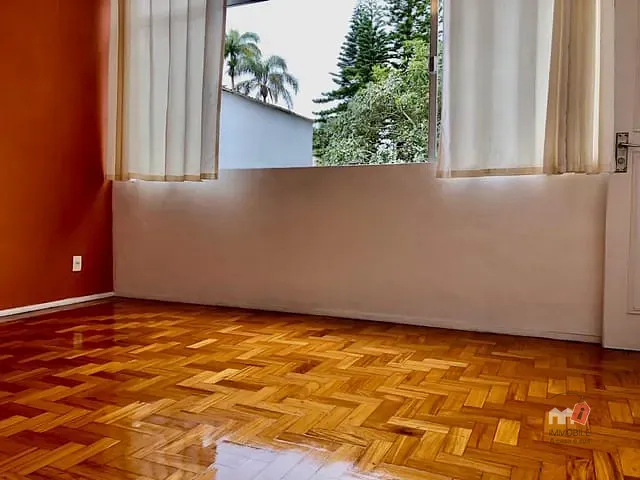 Apartamento 2 quartos e 1 banheiro, à venda, no bairro Centro em Petrópolis