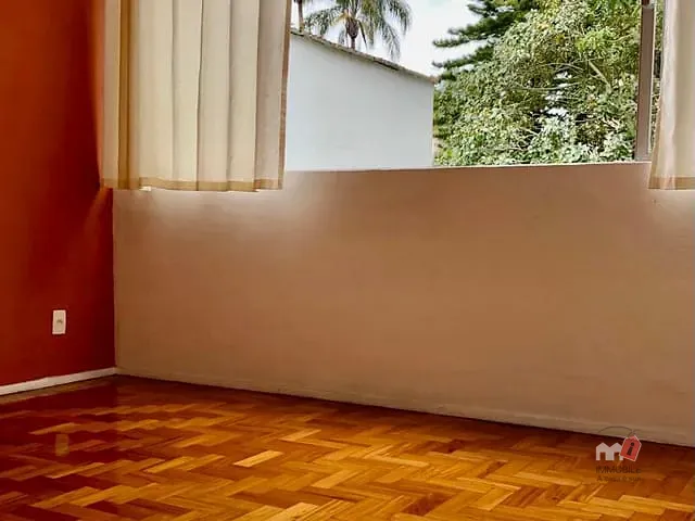 Apartamento 2 quartos e 1 banheiro, à venda, no bairro Centro em Petrópolis