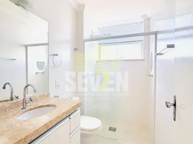 Apartamento com 100m² 2 quartos e 2 banheiros, à venda ou para alugar, no bairro Centro em Bauru