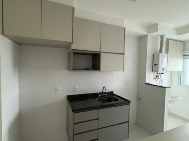 Apartamento 2 quartos e 3 banheiros, para alugar, no bairro Vila Alzira em Santo André