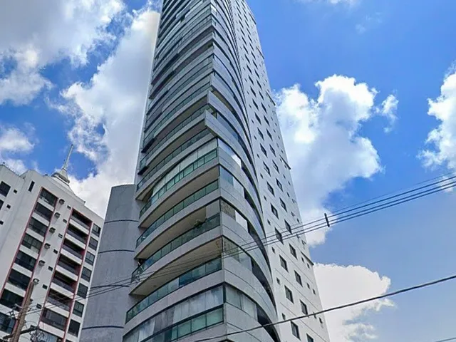 Apartamento 4 quartos e 5 banheiros, para alugar, no bairro Umarizal em Belem