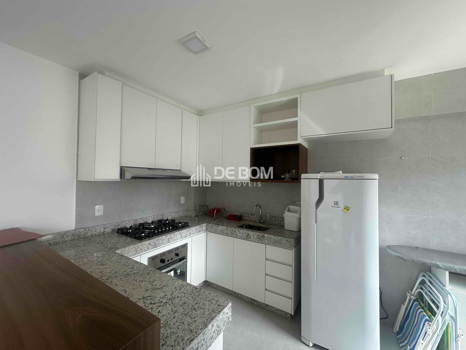 Apartamento à venda com 3 quartos, 81m² - Foto 35