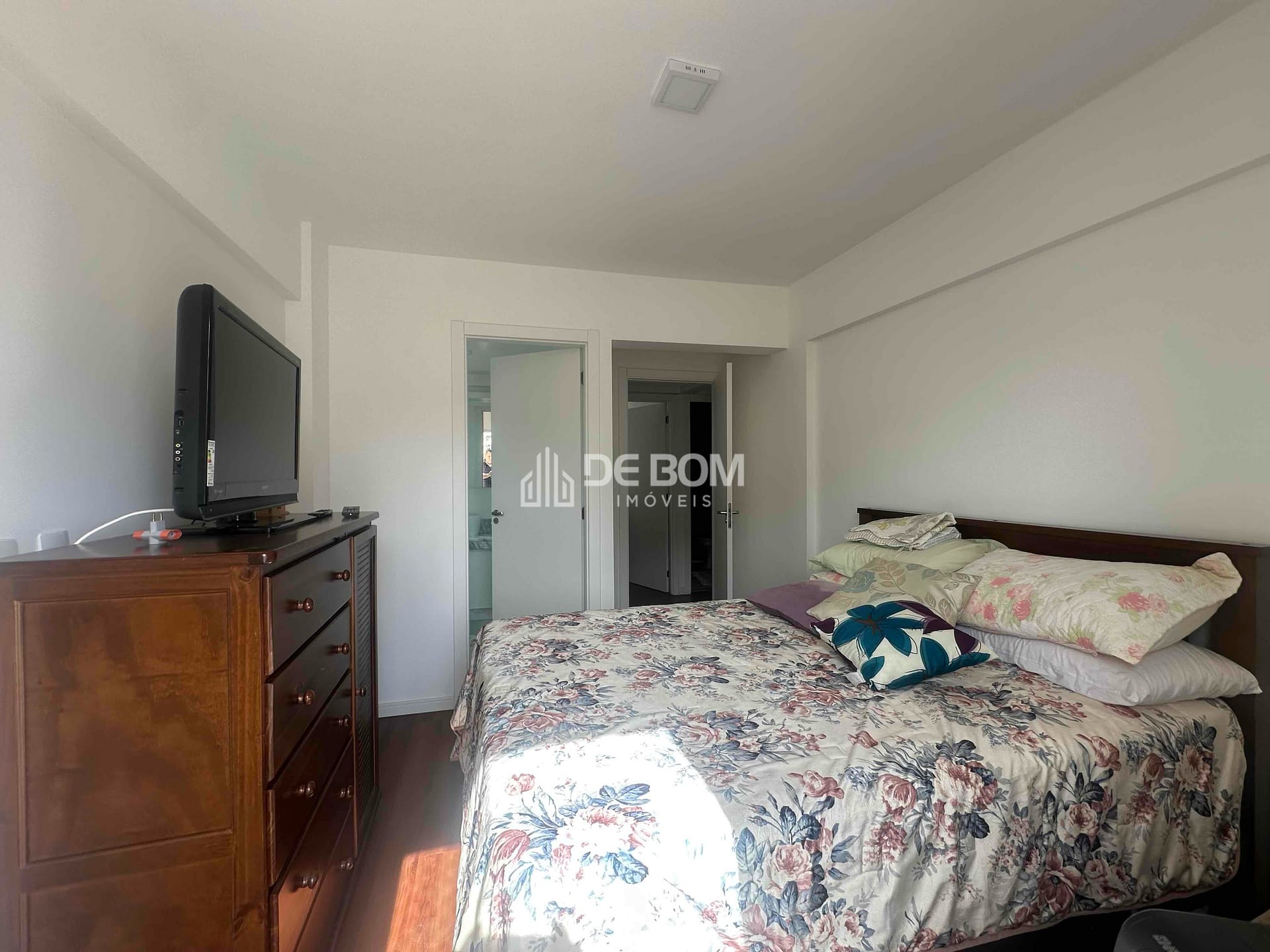 Apartamento à venda com 3 quartos, 81m² - Foto 16