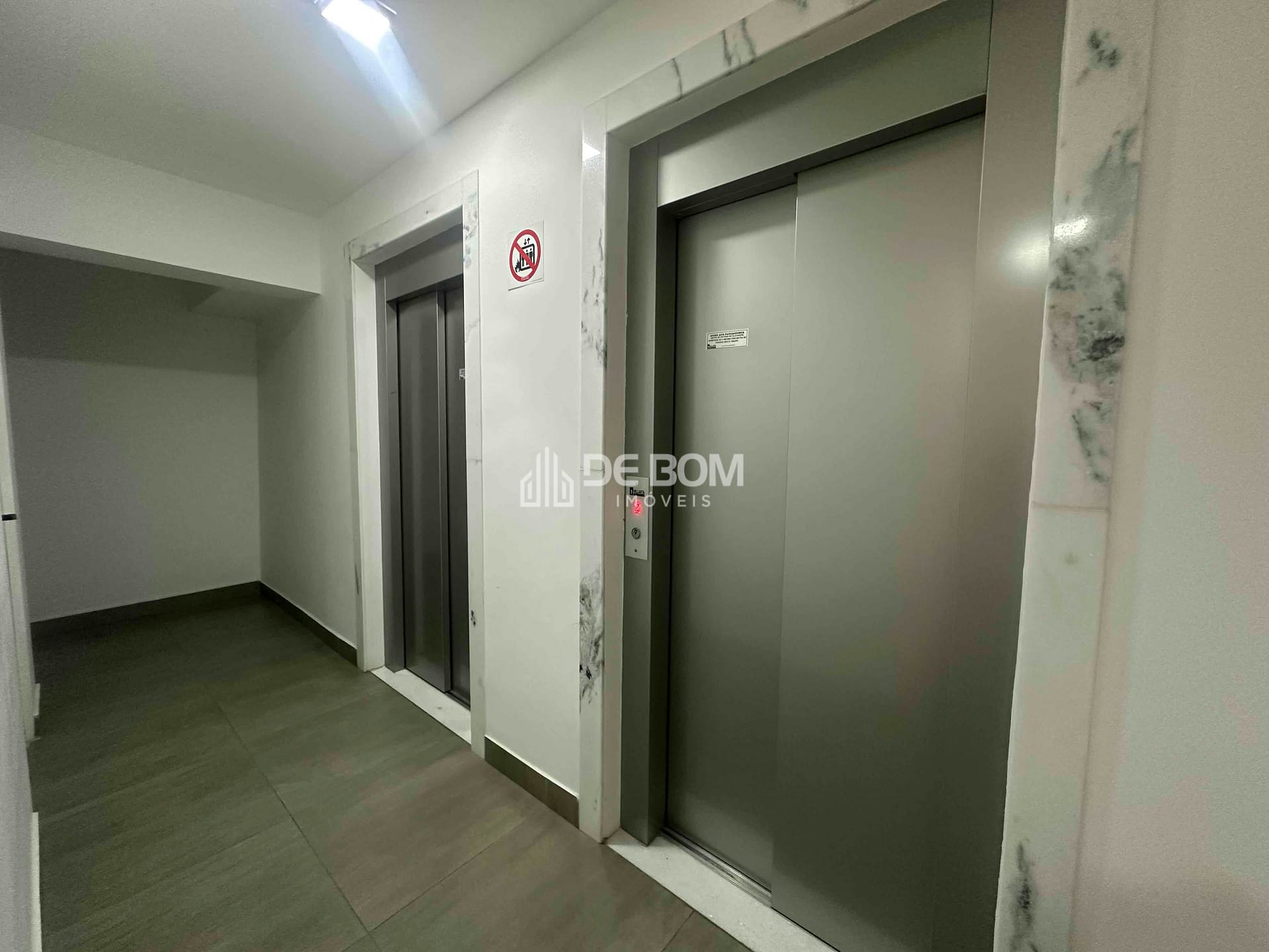 Apartamento à venda com 3 quartos, 81m² - Foto 10